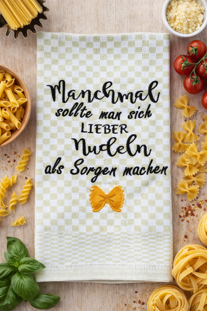 Perfektes Geschenk für alle die Nudeln lieben. Hochwertig und liebevoll bestickt.